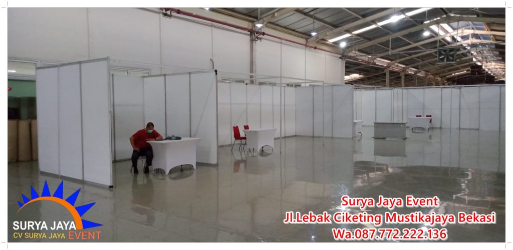 Sewa Partisi R8 Bebas Ongkir