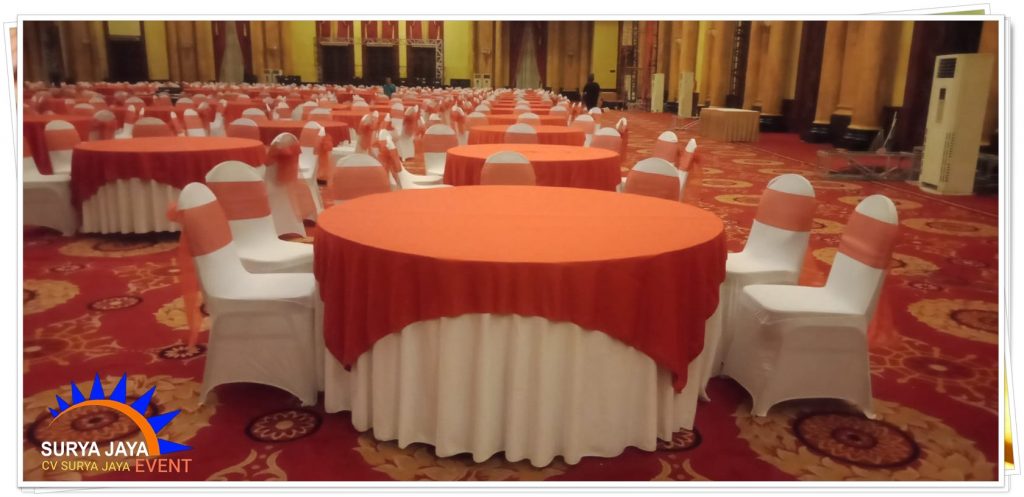 Rental Meja Bulat Plus Cover Bermacam Pilihan Warna