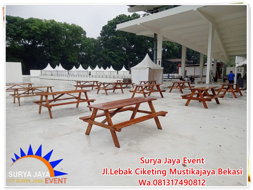 Rental Meja Taman 2in1 Event Istora Senayan