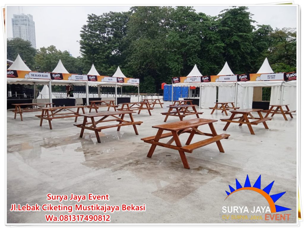 Rental Meja Taman 2in1 Event Istora Senayan