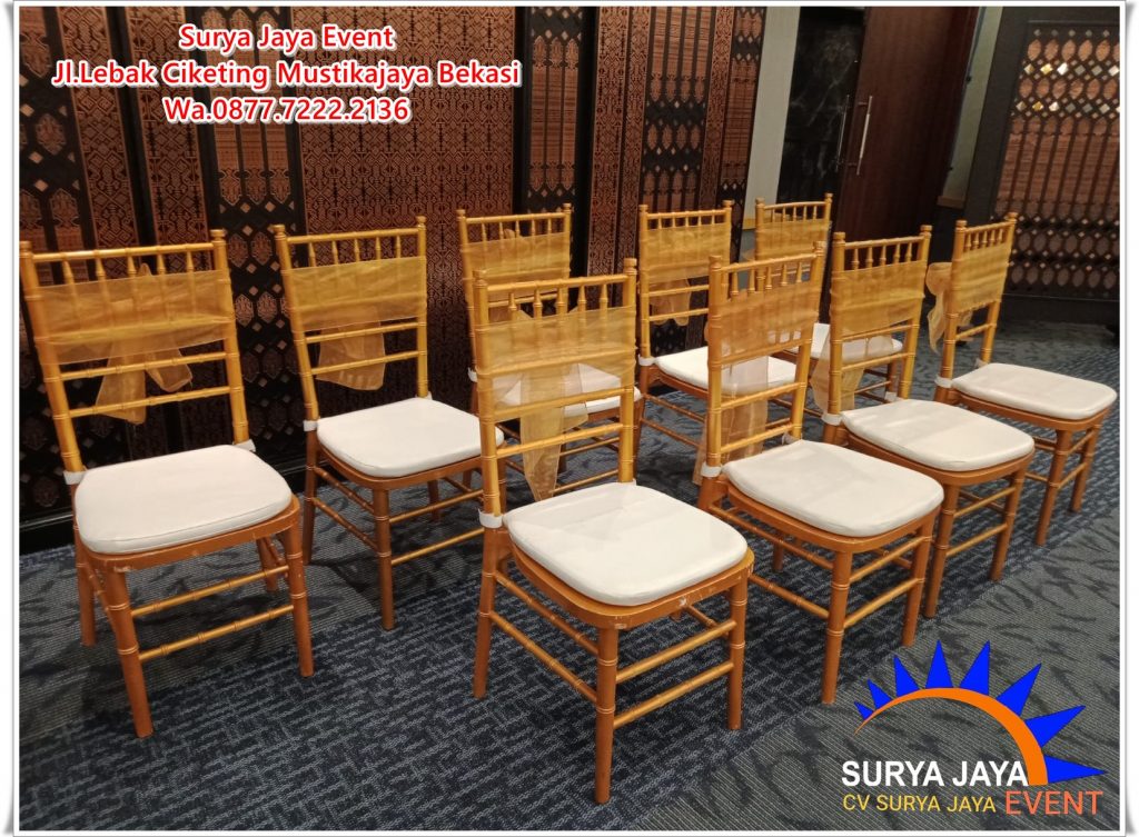 Sewa Kursi Tiffany Dekat Sini Murah Berkualitas