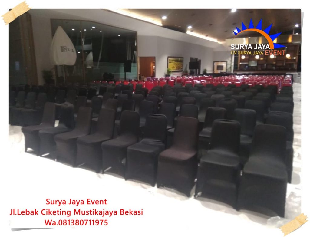 Sewa Kursi Futura Cover Hitam Ketat Kualitas Bagus Murah 