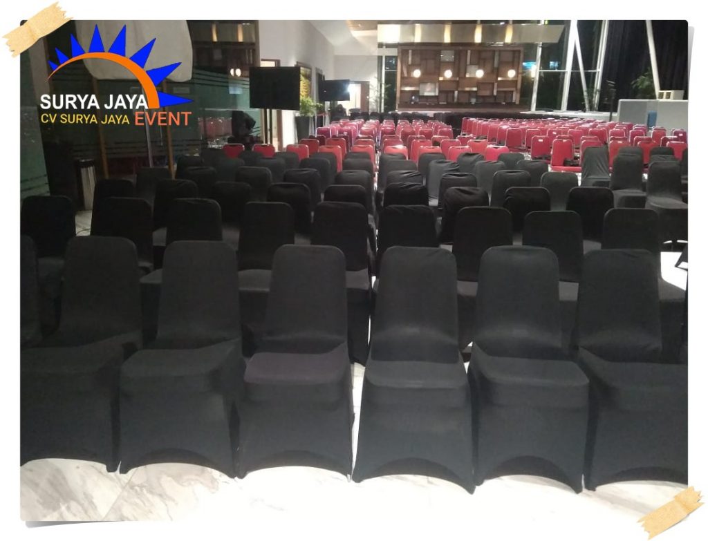 Sewa Kursi Futura Cover Hitam Ketat Kualitas Bagus Murah 
