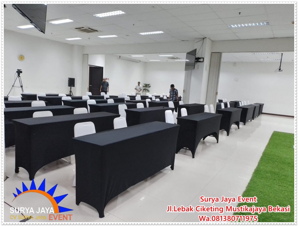 Rental Meja Persegi Panjang Ibm Plus Cover