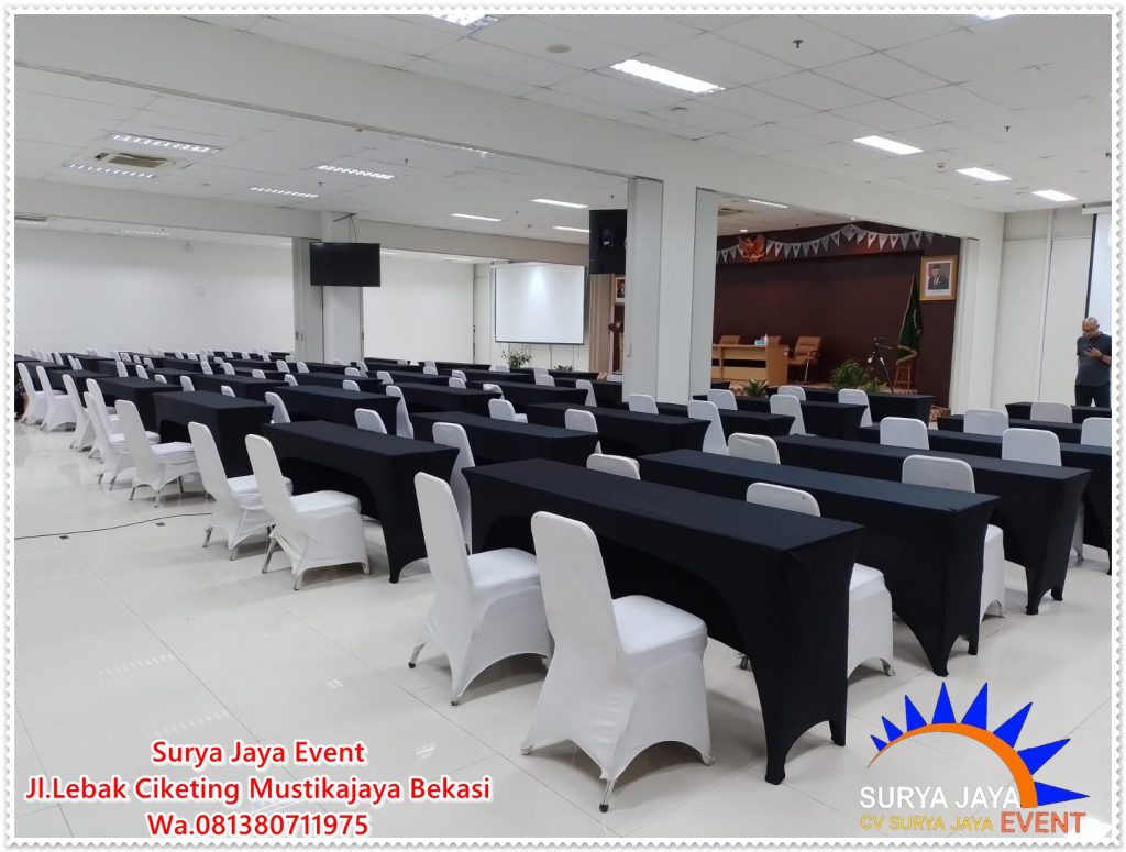 Rental Meja Persegi Panjang Ibm Plus Cover