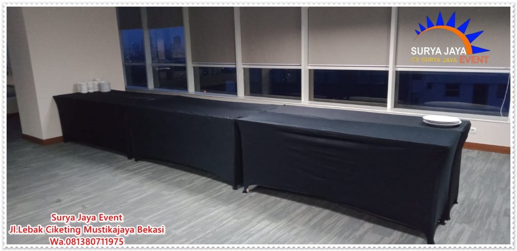 Rental Meja Persegi Panjang Ibm Plus Cover