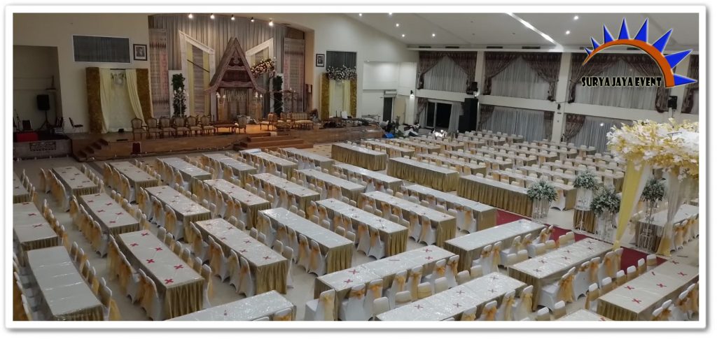 Rental Long Table dan Kursi Futura Wedding Party Jakarta Timur