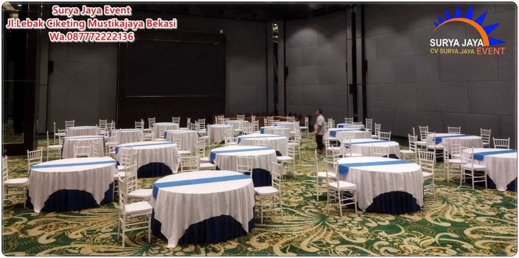 Tempat Persewaan Meja Bundar Dan Kursi Tiffany Untuk Acara