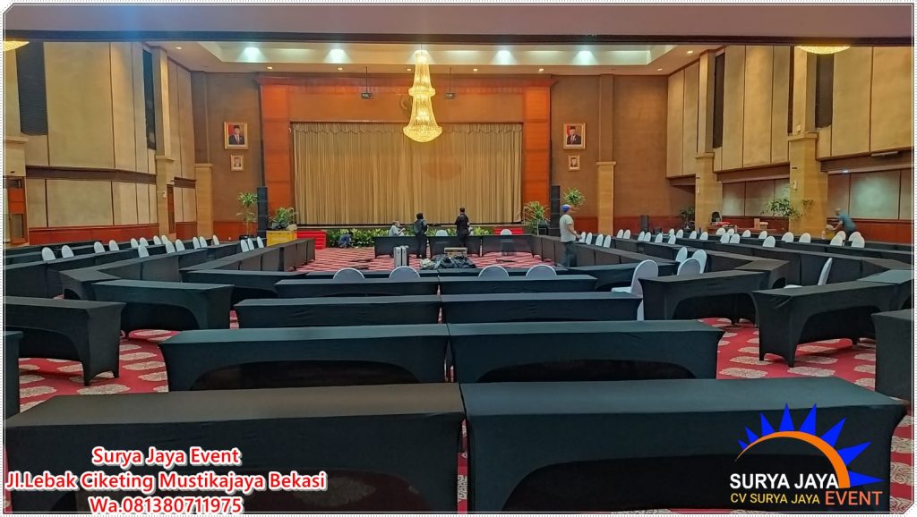 Tempat Persewaan Meja Ibm Cover Hitam Untuk Acara Seminar