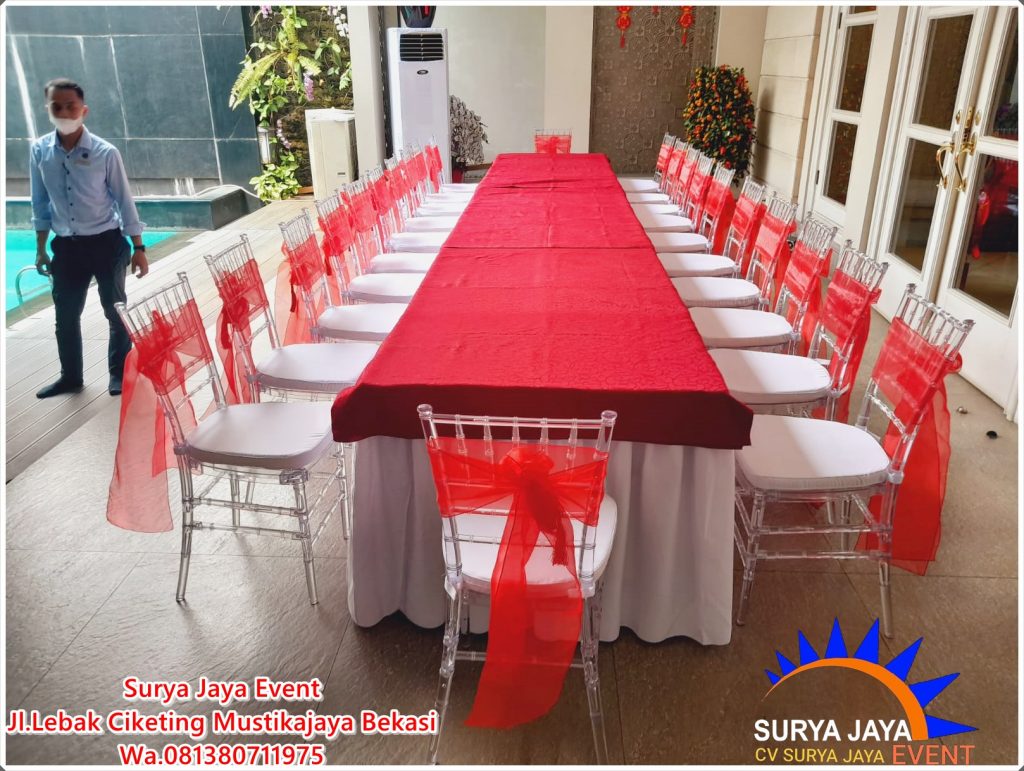 Sewa Kursi Tiffany Pelayanan Memuaskan