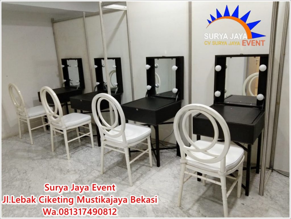 Sewa Meja Rias Harga Bersaing Kualitas Bagus