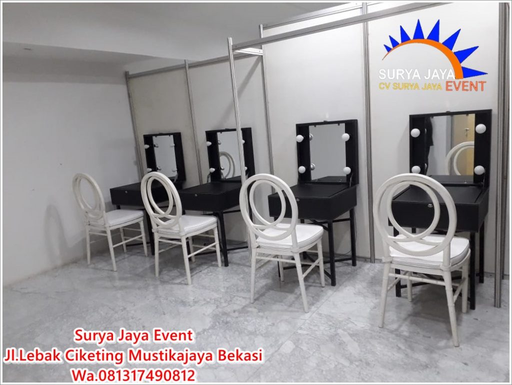 Sewa Meja Rias Harga Bersaing Kualitas Bagus
