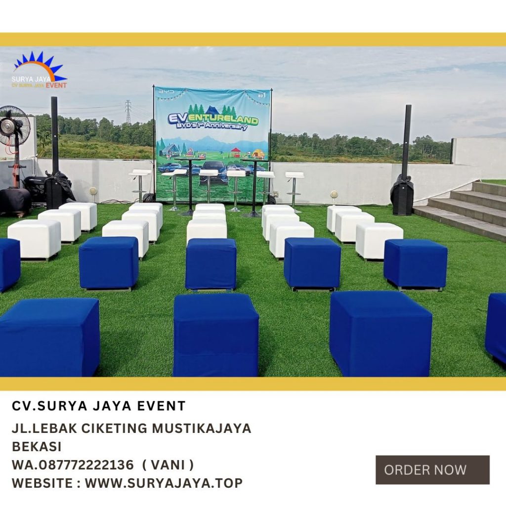 Rental Puff Chair Kotak Biru Putih Event Lido Sukabumi