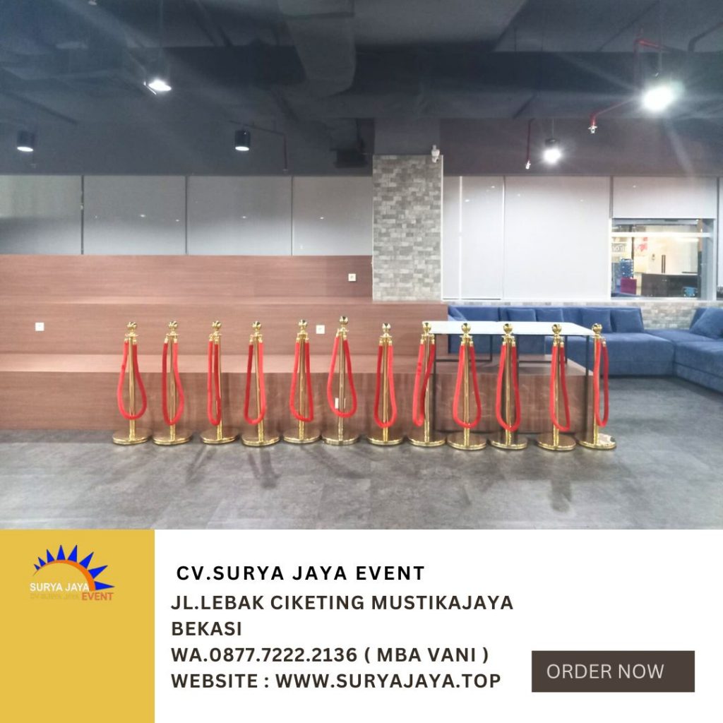 Rental Tiang Pembatas Antrian Tali Bludru Merah Event Mega Kuningan Jakarta