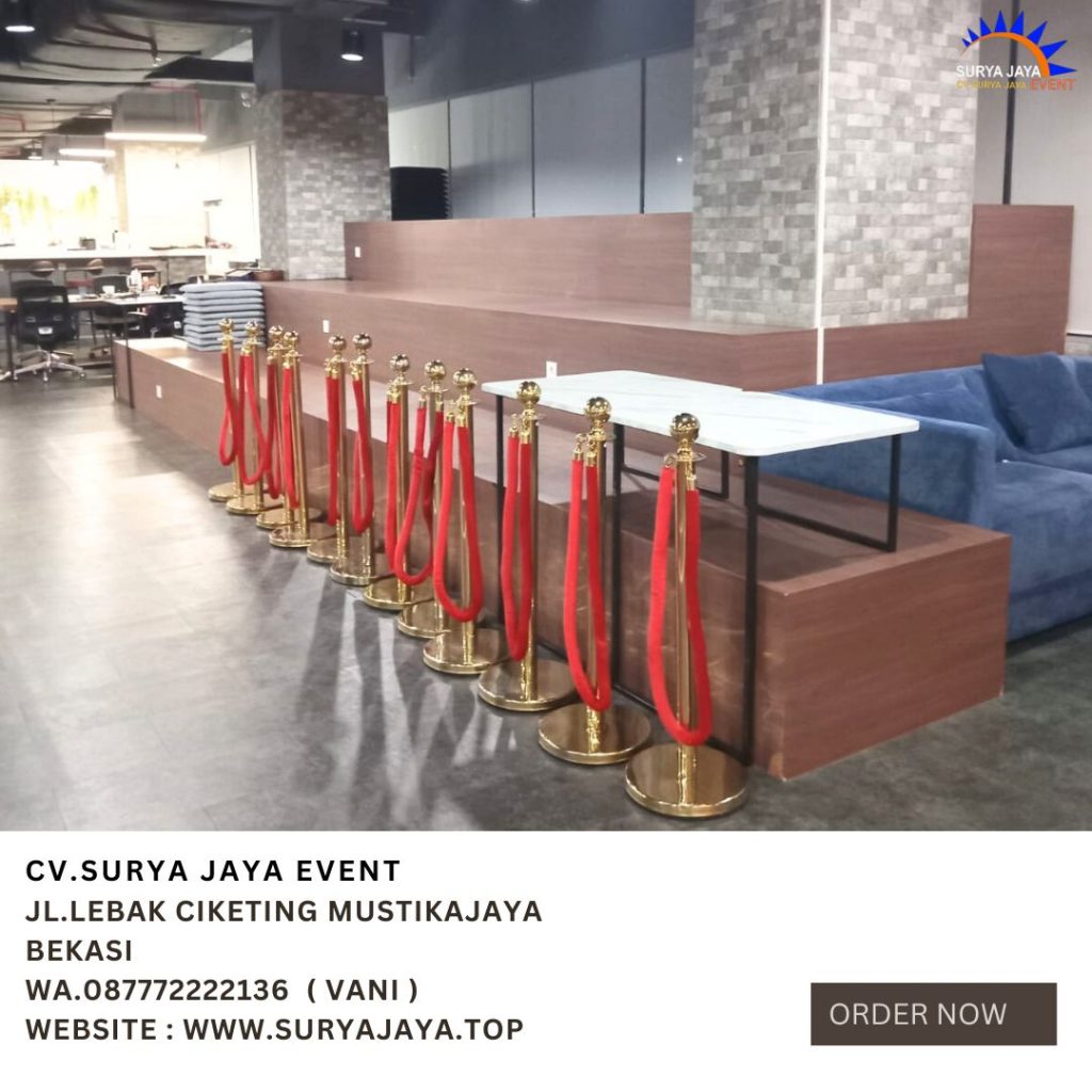Rental Tiang Pembatas Antrian Tali Bludru Merah Event Mega Kuningan Jakarta