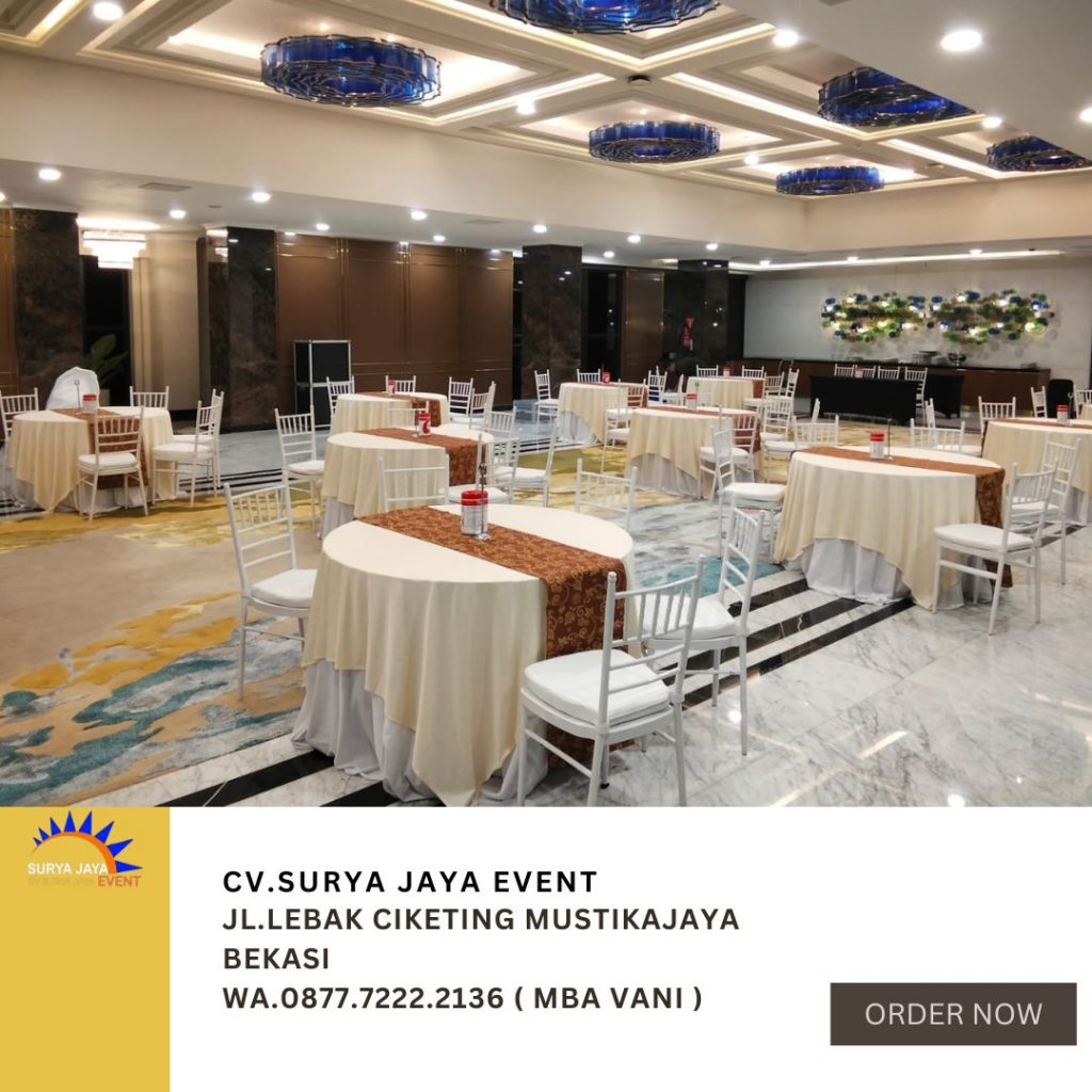 Sewa Kursi Kayu VIP Type Tiffany Putih Jakarta