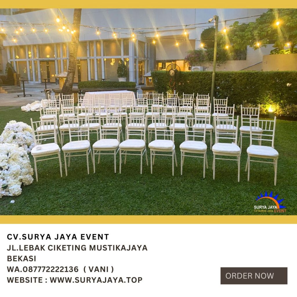 Sewa Kursi Kayu VIP Type Tiffany Putih Jakarta