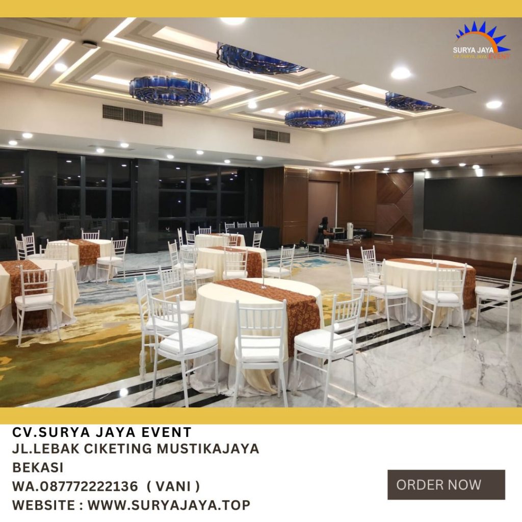 Sewa Kursi Kayu VIP Type Tiffany Putih Jakarta