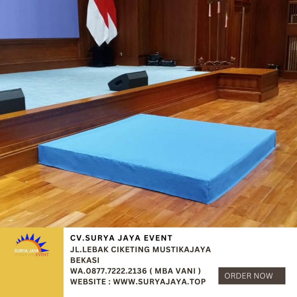 Sewa Panggung Kotak Kecil Karpet Biru Di Jakarta