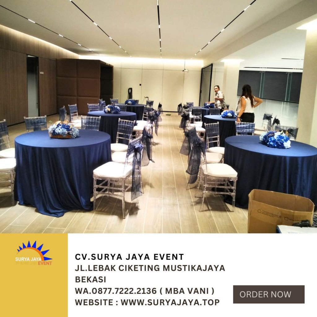 Sewa Meja Bundar Dan Kursi Tiffany Acrylic Di Jakarta
