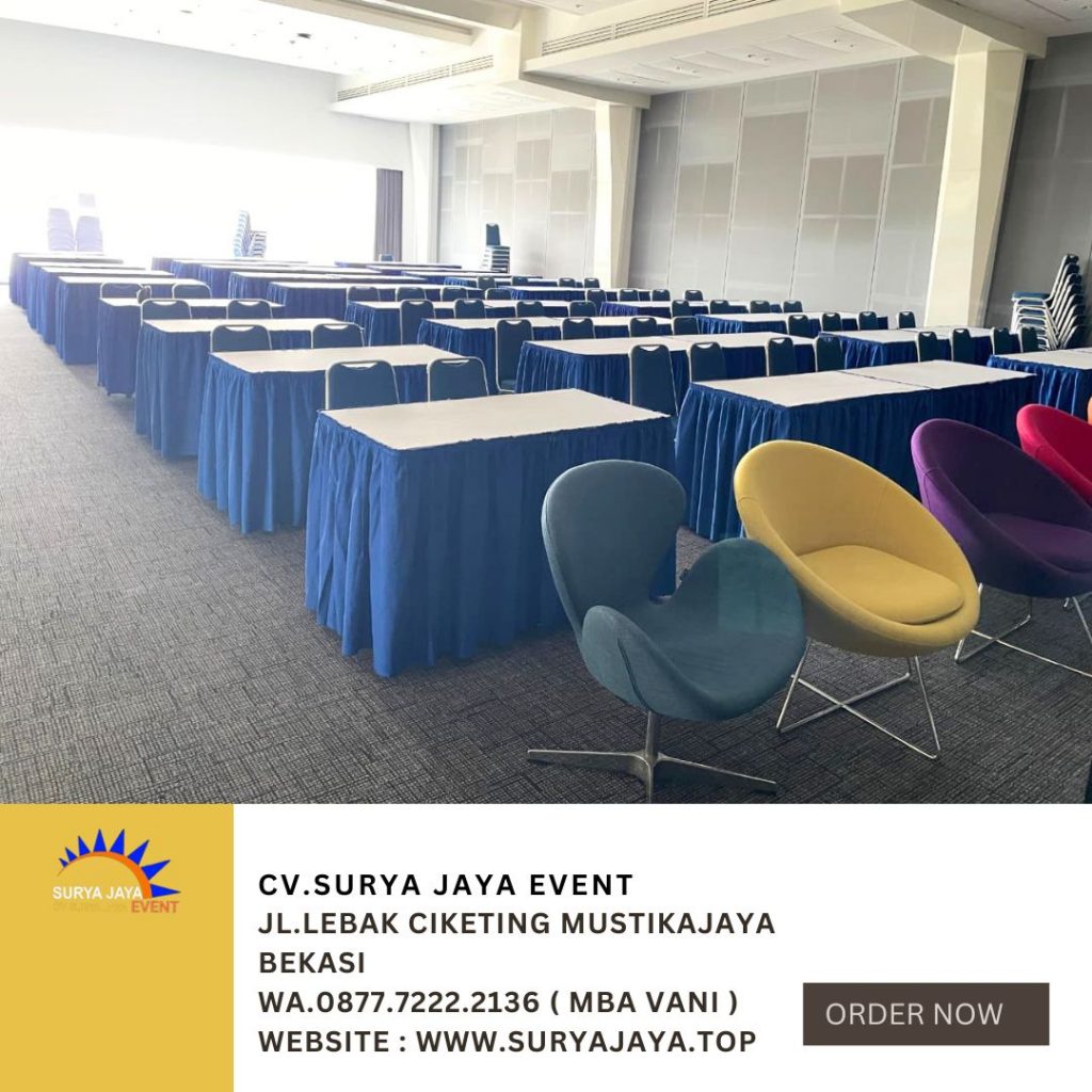 Sewa Meja Kotak Taplak Putih Skirting Biru Jakarta