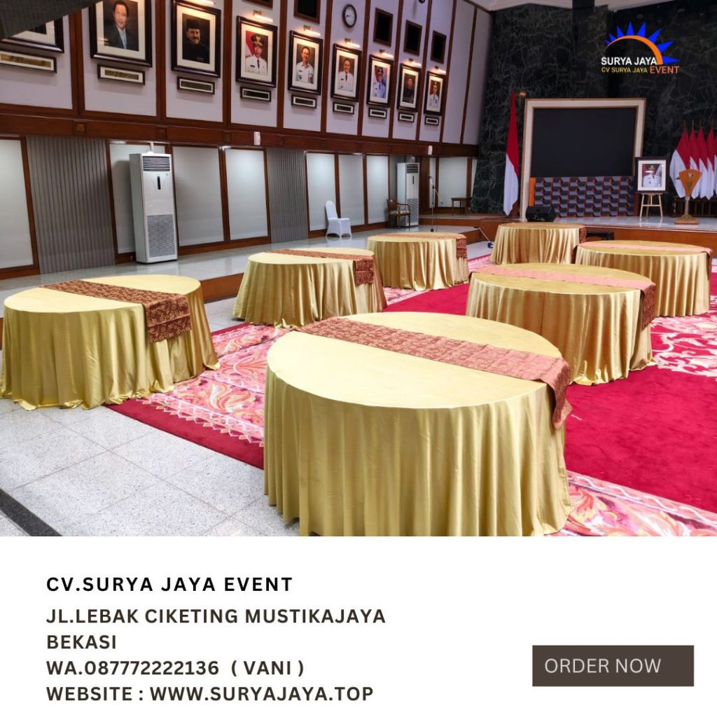Sewa Meja Bulat D160cm Cover Gold Dan Runner Event Balai Kota Jakarta