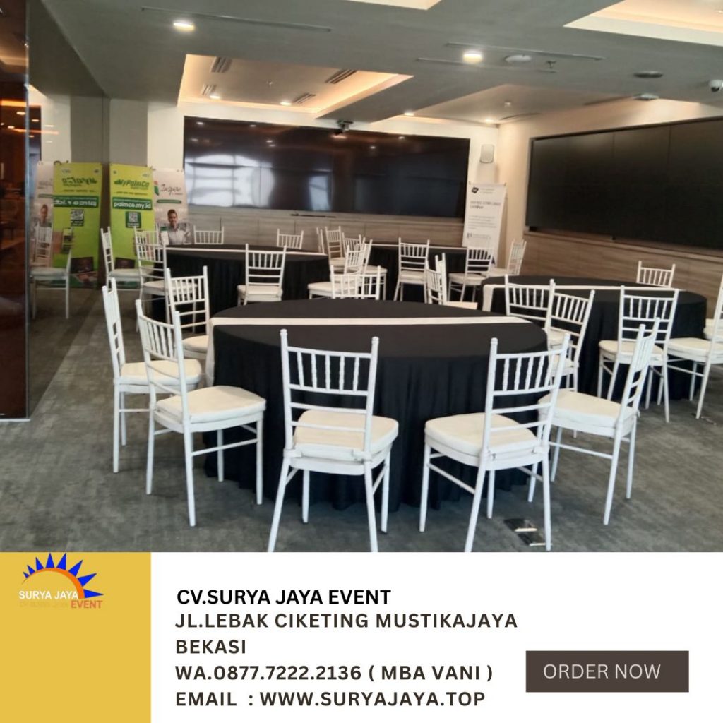 Sewa Round Table Cover Tebar Hitam Dan Kursi Tiffany Putih Di Jakarta
