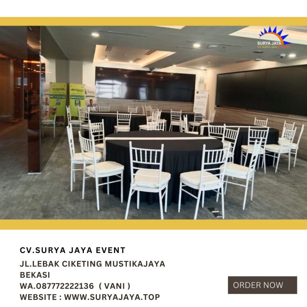 Sewa Round Table Cover Tebar Hitam Dan Kursi Tiffany Putih Di Jakarta
